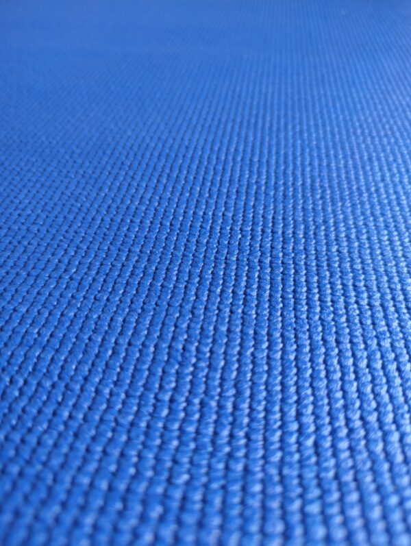 tapis de sport bleu