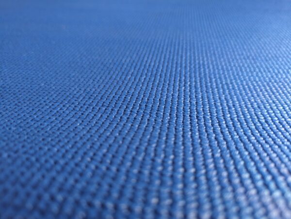 tapis de sport bleu